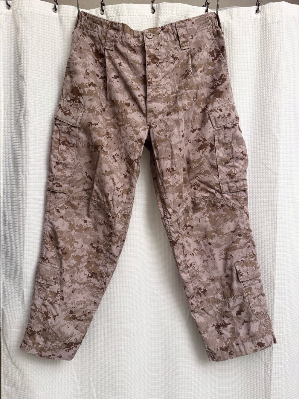 (rare!) Vintage USMC (US Marine Corp) Desert Camo Trousers